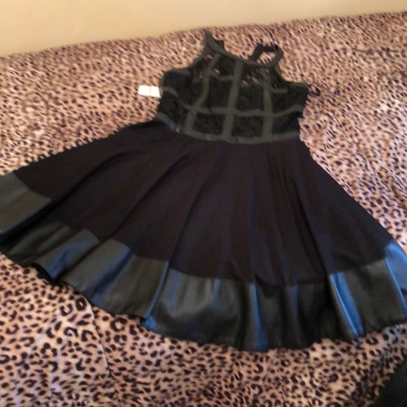 Woman’s black Bebe party dress - Picture 3 of 8